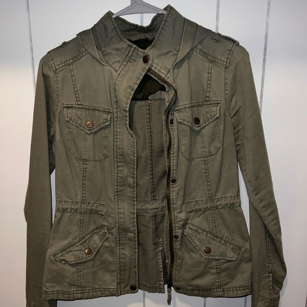 Prince & Fox Green Utility Jacket Versatile and Durable